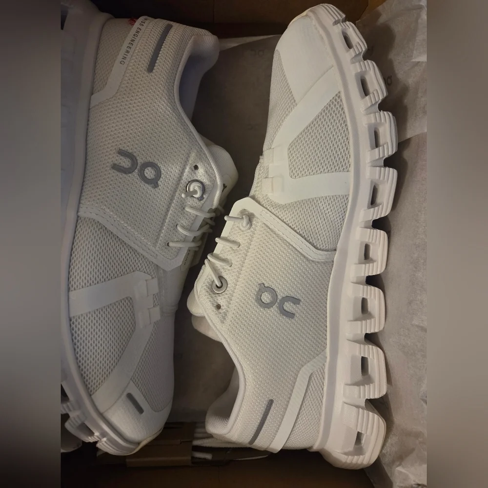 On Running Walking Sneakers Women Cloud 6 Size 7.5 - Picture 3 of 9